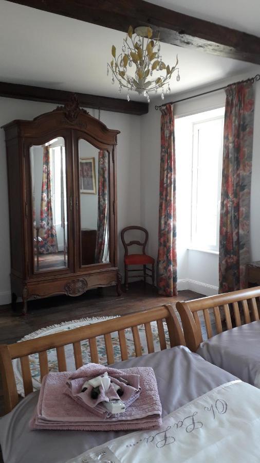 La Maison Bourgeoise Saint-Priest-des-Champs Eksteriør bilde