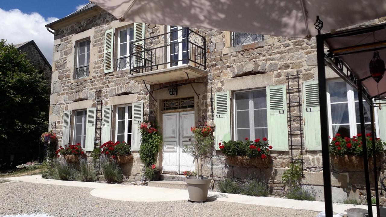 La Maison Bourgeoise Saint-Priest-des-Champs Eksteriør bilde